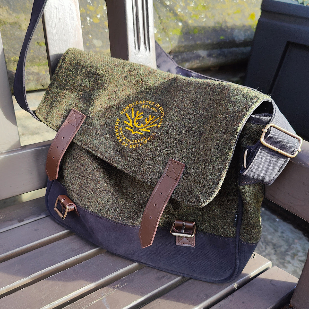 Messenger bag